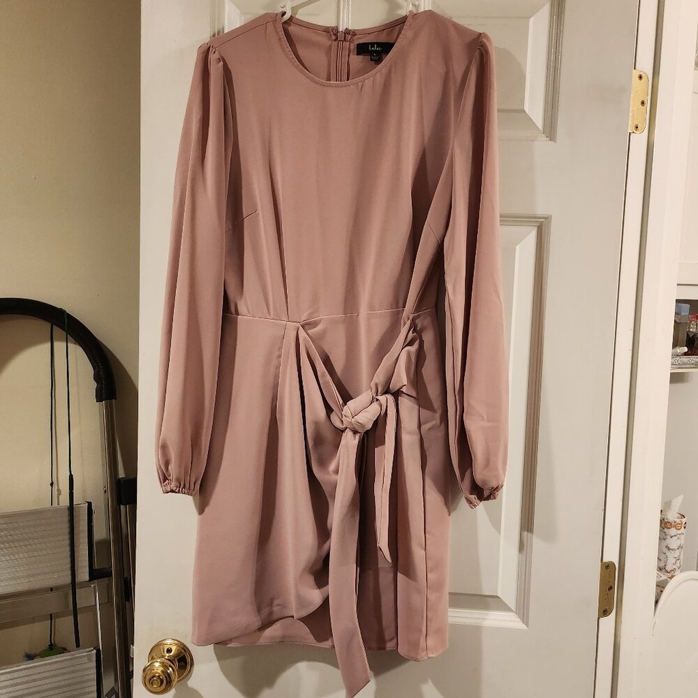 Dusty pink long sleeve dress
